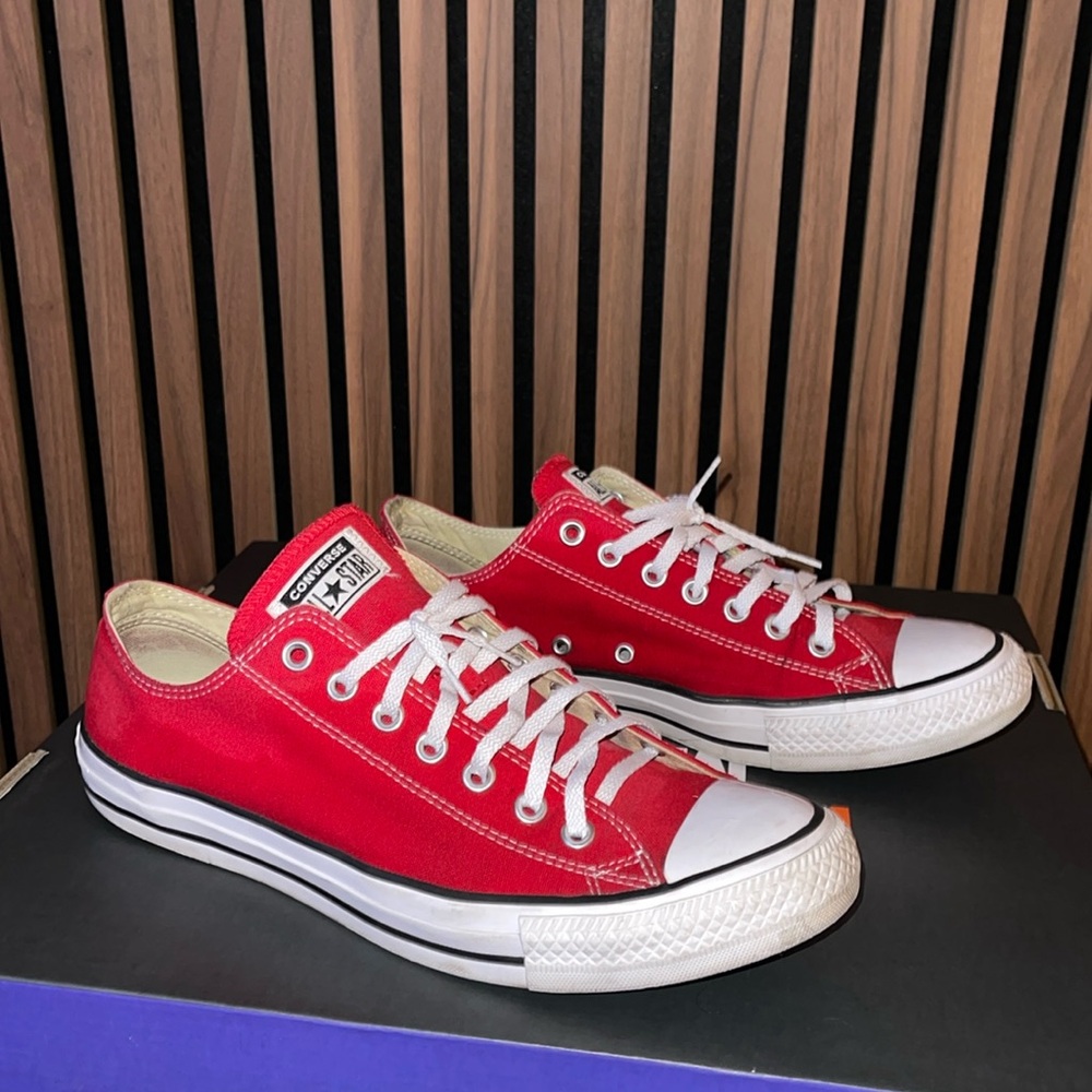 Red Low Converse All Star \ Men’s 11 - Women 13